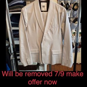 Brave Gentleman suit